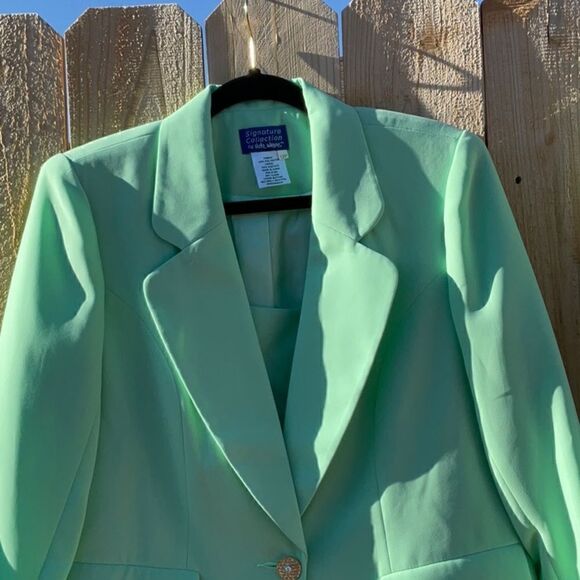 🔥 Take 50% OFF- Signature Collection Women's 2pc Skirt Suits, Size-12P - Picture 5 of 15